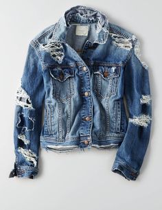 Cool outsider: Style isn't in the wearing, it's in the doing. Layer it your way, and transition through the seasons like a pro. How To Rip Your Jeans, Jean Jacket Diy, Destroyed Denim Jacket, Diy Ripped Jeans, Jean Jacket Styles, Jean Jacket Outfits, Distressed Jean Jacket, Distressed Jacket