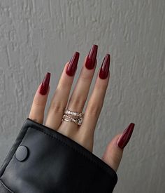 Kutek Disney, Unghie Sfumate, Wine Nails, Cherry Nails, Smink Inspiration, Classy Acrylic Nails, Makijaż Smokey Eye, Red Nail, Nail Forms