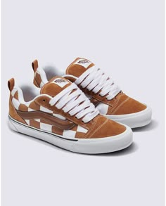 A modern interpretation of classic ‘90s style: the Knu Skool. How To Lace Vans, Lace Vans, Vans Shoes Fashion, Plaid Stockings, Vans Logo, Amazon Buy, Hype Shoes, Custom Vans, Custom Nikes