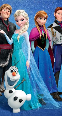 the frozen queen and her friends are posing for a photo