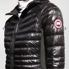 Canada Goose “Hybrid Lite Tech Hoody” Women’s Xs Great Condition Spring/Fall Jacket Canada Goose Jacket, Canada Goose Women, Tricot Fabric, White Goose, Reflective Tape, Care Tag, Cold Weather Accessories, Monogrammed Items, Fall Jackets