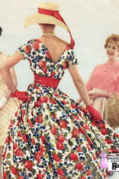 an example of the 1950s new look style 1950s Woman, 1950s Fashion Women, 50s Outfits, New Look Fashion, 1950 Fashion, Vintage Fashion 1950s, Fifties Fashion, Fashion 1950s, 1950s Style