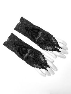 Black Gothic Velvet Lace Gloves for Women - Devilnight.co.uk Victorian Gloves, Gloves Vintage, Harness Dress, Punk Accessories, Lace Gloves, Punk Rave, Gardening Gloves, Velvet Lace