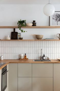 the kitchen counter is clean and ready for us to use