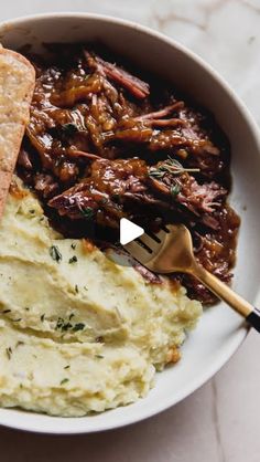 Michelle Hoover : Unbound Wellness on Instagram: "Comment “recipe” to get the link sent to your inbox!

This French Onion Pot Roast is everything you love about the classic soup but in pot roast form. It’s gluten-free, dairy-optional, and cooked to perfection in the oven.

Made with ingredients like…

❤️chuck roast
💚onions & garlic
❤️coconut aminos 
💚beef broth
❤️red wine vinegar 

Comment “recipe” to get the details to your inbox or find it on the blog!
 
#glutenfree #comfortfood #onepotmeals #christmasrecipes #holidayrecipes 

https://unboundwellness.com/french-onion-pot-roast/"