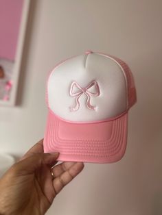 Pink Bow 🎀 Trucker Hat Pink Visor Hat One Size Fits Most, Pink Visor Hats One Size, Casual Party Cap, Cute Summer Snapback Hat, Adjustable Short Brim Baseball Cap As Gift, Adjustable Short Brim Baseball Cap For Gift, Casual Snapback Party Hat, Casual Snapback Hat For Party, Cute Adjustable Visor Hat