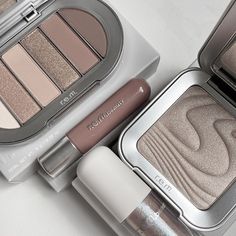 Ariana Grande Makeup Rem, Collection Makeup Brand, Rem Beauty Collection, Ariana Grande Rem Beauty Products, Ariana Grande Makeup Products, Rem Beauty Eyeshadow, Rem Beauty Aesthetic, Ariana Grande Rem Beauty, Aesthetic Makeup Products