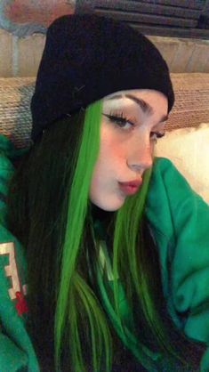 Black Hair With Green Money Pieces, Green Hair Streaks, Hair Things, Alt Girls, Colorful Hair, Roots Hair, Hair Inspo Color, Cool Hair Color