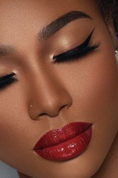 Lip Makeup Black Women, Red Lip Makeup Black Women, Glam With Red Lip, Smokey Eye Red Lip Makeup, Red Lip Black Women, Ankara Short Gowns, Red Lipstick Makeup Looks, Ankara Short, Red Lipstick Makeup