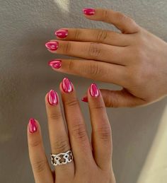 Pink Nails Holiday, Summery Nails 2024, Nail Inspo Summer 2024, Summer Nail Art 2024, Hot Pink Chrome Nails, Fuschia Nails, Pink Chrome Nails, Hot Pink Nails