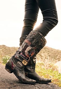 Diy Western, Botas Western, Bota Country, Pointed Toe Boots, Estilo Chic, Combat Boot, Cowboy Boots Women