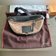 Beautiful Sling Bag In Excellent Condition Very Spacious - Adjustable Strap Coach Belt Bag Men, Belt Bags, Sling Bag, Black Cream, Belt Bag, Coach Bags, Adjustable Straps, Man Shop, Cream