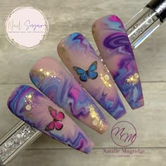 Gel Nail Designs Butterfly, Marble Butterfly Nails, Glitter Butterfly Nails, Butterfly Nails Acrylics, Challenge Nails, Carnival Nails, April Nails