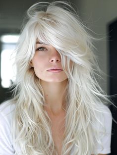 Stunning Platinum Blonde Hair: Short Styles with Lowlights, Ashy Tones, and Natural Shadow Roots Long Hair Trim, Long Platinum Blonde, Rocker Hair