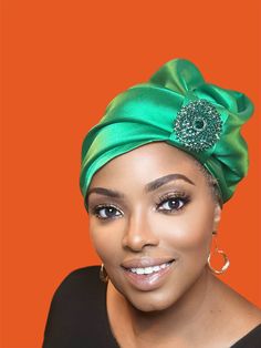 Expertly crafted for a touch of elegance, the JNY-535 boasts a beautiful green turban adorned with a stylish brooch. Perfect for special occasions or everyday wear, this unique accessory adds a sophisticated flair to any outfit. Show off your fashion-forward sense with this stunning piece. Elegant Green Hair Accessories For Wedding, Green Headband For Wedding, Elegant Headwrap Headband For Gift, Elegant Headwrap Headband Gift, Elegant Green Headwrap For Party, Elegant Green Headwrap For Weddings, Elegant Green Hair Accessories For Gifts, Elegant Green Hair Accessories For Gift, Green Wedding Headband Hair Accessory