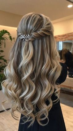 Homecoming Hairstyles For Blonde Hair, Half Up Half Down Curled Hoco Hair, Half Up Half Down Hairstyles For Homecoming, Prom Hairstyles For Long Hair Blonde, Down Styles For Prom, Mother Of The Bride Hairstyles Down, Formal Hair Half Up Half Down, Pageant Hair For Teens, Confirmation Hairstyles