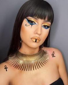 Egyptian makeup, Egyptian hairstyle, ancient Egypt, Egyptian eyeliner, cleopatra style, pharaonic style, Egyptian wig, egypt #egipto #mısır #Egitto #Egypte #Éigipt #egito #Egjipti #Egypte #Αίγυπτος #מצרים #मिस्र #مصر #อียิปต์ #埃及 Organing Makeup, Egyptian Eyeliner, Egyptian Make Up, Egypt Makeup, Egyptian Eye Makeup, Easy Halloween Makeup Ideas, Cleopatra Makeup, Look 2022, Egyptian Hairstyles