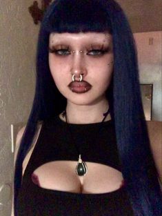 Pierced Girls, Piercings Aesthetic, Face Piercings, Purple Lipstick