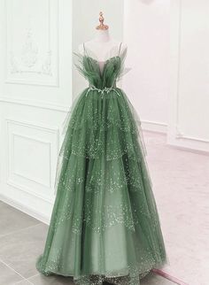 Product Style: #2DSE Material: Tulle Color: Green Built in Bra: Yes Hemline: Floor Length Back Detail: Lace-up Delivery times: Processing time:    2-3 weeks Shipping time:       3-5 working days Rush order service is available, if you need rush order, please visit: Rush Order ，rush order fee is $20. Custom Size: For custom size, please give us the correct measurements in the order notes when you check out, and please have a look our measuring guide at first. There is no extra payment for custom Party Dress Green, Tulle Straps, Long Party Dress, Long Formal Dress, Tulle Sleeves, Pretty Prom Dresses, فستان سهرة, Glam Dresses, Party Dress Long