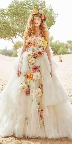 Private Ceremony, Inspiration Dress, Wedding Dress Guide, Floral Wedding Dress, Dress Guide, Foto Poses, A Wedding Dress, Color Dress, Wedding Dresses Unique