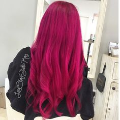 Magenta Hair Pink Haircut, Magenta Hair Colors, Magenta Hair, Super Hair, Dye My Hair, Red Hair Color, New Hair Colors