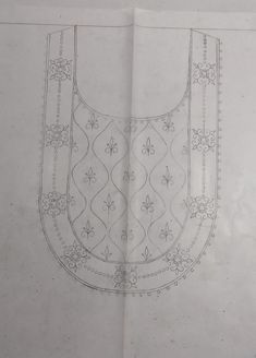 a drawing of a bib is shown in this image