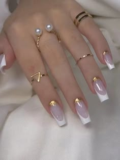 Elegant Nail Designs Glamour, Manicured Nails, Fancy Nails Designs, Makijaż Smokey Eye, Valentine Nails, Colorful Nails, Nail Forms, Elegant Nails, Fancy Nails