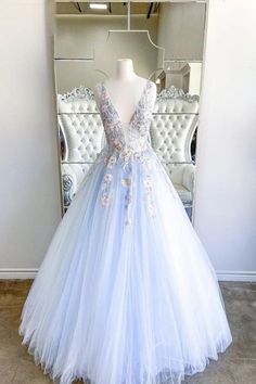 Gowns Dresses Evening, Blue Long Prom Dress, A Line Ball Gown, Floral Evening Dresses, Champagne Prom Dress, Ball Gown Dress, Dress With Embroidery, Blue Dress Formal, Plunging Neck