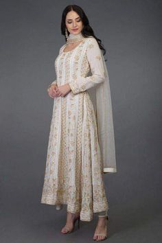 White Sharara Suit, White Anarkali Suits, Off White Anarkali, White Sharara, Off White Wedding Dresses, White Anarkali, Silk Anarkali Suits, Eid Outfits, Sharara Suit