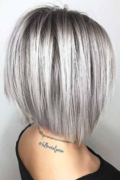 Bob Longer In Front Shorter In Back, Anti Gray Hair, Angled Bobs, Silver Hair Color, Bob Hairstyles For Fine Hair, Penteado Cabelo Curto, Grey Hair Color, Haircuts For Fine Hair, Blonde Bobs