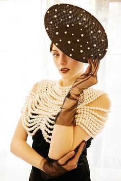 This exquisitely crafted gorgeous quality pearl shawl is synonymous with elegance and can be used to accent any occasion. Features: High quality imitation pearls Hook and eye closure Elegant arrangement of pearls Back hook design with extension chain Red Champagne, Leaves Headband, Mini Slip, 1920s Outfits, Hook Design, Mini Slip Dress, 1920s Fashion, Headpiece, Shawl