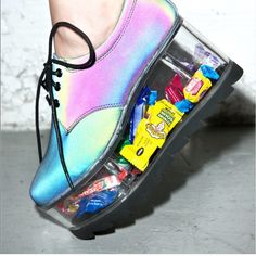 Hologram Shoes, Vintage Balenciaga, Yru Shoes, Converse Wedding Shoes, Platform Oxfords, Bright Shoes, Reflective Shoes, Colored Shoes, Trendy Womens Shoes