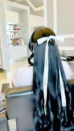 Long Twist Ponytail, Baddie Birthday Hairstyles, Half Up Half Down With Bangs, Straighten Hairstyles, Sleek Ponytail Weave, Cute Weave Hairstyles, Quick Weaves, Wigs Curly, Cabin Trip