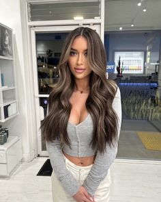 Fall Hair Color Ideas, Black Hair Balayage, Ash Brown Hair, Brunette Hair With Highlights, Fall Hair Color For Brunettes, Brunette Balayage Hair, Beautiful Hair Color