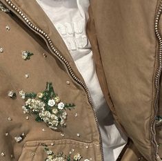 Farak Design, Military Crafts, Fly Girl, Outfits Aesthetic, Sewing Dresses, Miu Miu, Everyday Wear, Style Inspiration, Embroidery