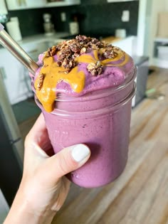 Chocolate Protein Powder Smoothie, Chocolate Berry Smoothie, Summer Smoothie Recipes, Strawberry Protein Smoothie, Protein Truffles, Chocolate Protein Smoothie, Best Healthy Breakfast, Protein Powder Smoothie