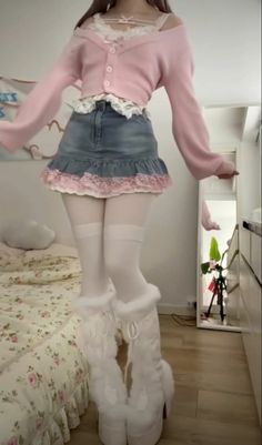 Doll Aesthetic Outfits, Softie Outfits, Dollcore Outfits, Cutesy Outfit, Kawaii Outfit Ideas, Coquette Outfit, Doll Aesthetic, Kawaii Fashion Outfits, Cute Cosplay