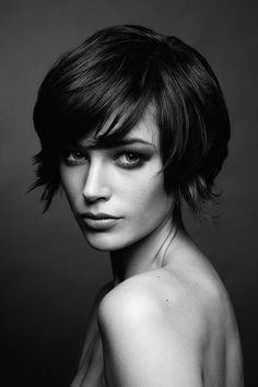 Super Short Haircuts, Short Haircuts With Bangs, Pixie Cut With Bangs, Trendy Short Hair Styles, White Photo