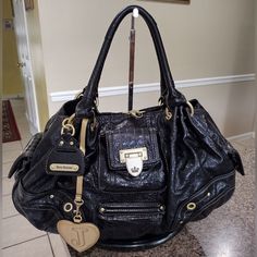 Genly Used Super Clean Vintage Pls See All Pics For Better Reference. 10"H X 16" W X 6"D Big Purses Handbags, Old Juicy Couture Bags, Juicy Couture Bags Handbags, 2000s Bags, Funky Bags, Y2k Bags, Gothic Bag, Y2k Mcbling, 2000s Fashion Outfits