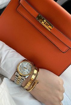 Elegant Watches Women, Rolex Watches Women, Trendy Watches, Hermes Kelly Bag, Gold Watches, Vintage Watches Women