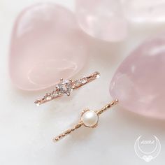 Promise Ring And Engagement Ring, Crystals And Their Meanings, Crystals Meanings, Most Beautiful Engagement Rings, Japanese Pearls, Halo Setting