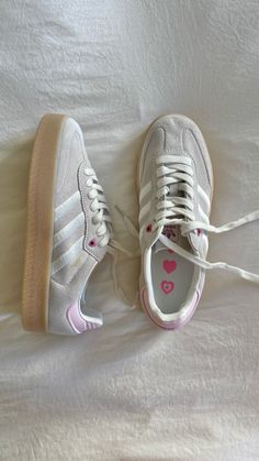 Adidas Samba Valentine’s day edition 🎀☁️ #adidas #samba #girly #pink Shoe Inspo Aesthetic, Adidas Samba Pink, Adidas Samba Rose, Tennis Adidas, Samba Adidas