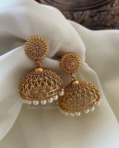 Antique Gold Earrings with Floral Design and Beautifull Gemstones Jhumkas Gold Indian, Gold Jewlry, Gold Earing, Long Mangalsutra, Unique Gold Jewelry Designs, Gold Jhumka, Antique Gold Earrings, Gold Earrings Models