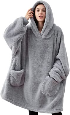 Big Hoodies, Pajama Fashion, Cute Sleepwear, Blanket Sweater