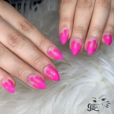 Neon Nails for Stiletto Shape * 34 Short Stiletto Nails Trendy Ideas * See more ideas on our blog!! #naildesignsjournal #nails #nailart #naildesigns #frenchnails #coffinnails #almondnails #ombrenails #gelnailcolors #gelnails #acrylicnails #nailpolish #pinknails #stilettonails #shortstilettonails Gel Nail Colors