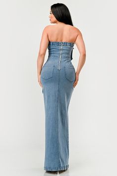 Introducing the "Urban Chic Denim Gown," where edgy streetwear meets evening elegance. This unique piece combines the casual appeal of denim with the sophistication of a formal gown. The garment boasts a strapless bodice with a straight-across neckline, highlighted by a playful ruffle that adds a touch of feminine flair. Denim Gown, Front Split Dress, Edgy Streetwear, Straight Across Neckline, Cocktail Dress Formal, Curvy Swimwear, Bandage Dress Bodycon, Denim Chic, Split Dress