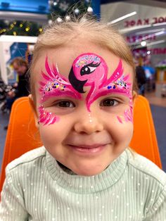 Forehead Face Painting, Fortnite Face Painting, Unicorn Facepainting Kids Easy, Disney Face Painting Ideas, Professional Face Painting, Lilo And Stitch Face Painting, Animal Face Paint Ideas For Kids, Carnival Face Painting Ideas, Easy Face Painting Designs Step By Step