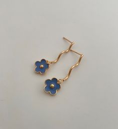 Earring Simple, Earrings Dangle Simple, Earring Dangle, Vicks Vaporub, Mia 3, Flower Stud, Cotton Ball, Brass Gold