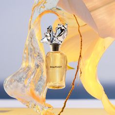 LOUIS VUITTON® - Rhapsody - White Louis Vuitton Perfume, Louis Vuitton Fragrance, Prada Candy, Perfume Photography, Beauty Products Photography, Unisex Perfume, Perfume Design, New Fragrances, Body Mist