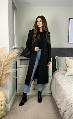 Semi Formal Outfits For Women, Formal Winter Outfits, Semi Formal Outfits, Gaun Fashion, Winter Fashion Outfits Casual, Office Outfits Women, Elegante Casual, Classy Work Outfits